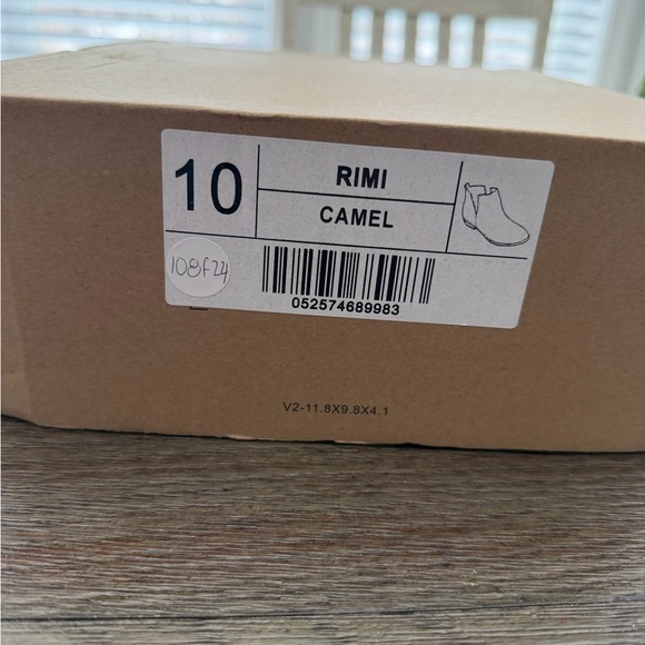 NWT Journee Collection Rimi Booties - Picture 8 of 8